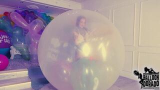Nina sitpops Unique 22 Balloons inside a Climb in Balloon HD Version