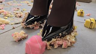 75 Cakes Get Crushed Under my £1200 YSL Heels