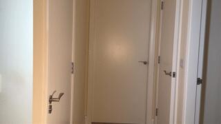 Jeans pee Too Long in Line: No Way to Hold It