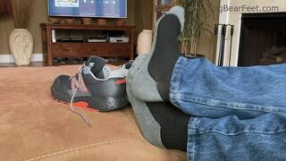 Life with Athlete's Foot II - itchy feet, scratching parody as on TV type ads