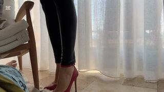 Shoejob with the most lovely stilettos