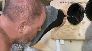 Tickling The Feet 101 Episode 1: Introduction - instructural video on tickling and itching men's feet