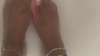 Ebony Foot rinse