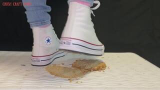 Converse VS Chocolate digestives