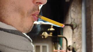 Smoking Sobranie Yellow 100's outside 140325 4K